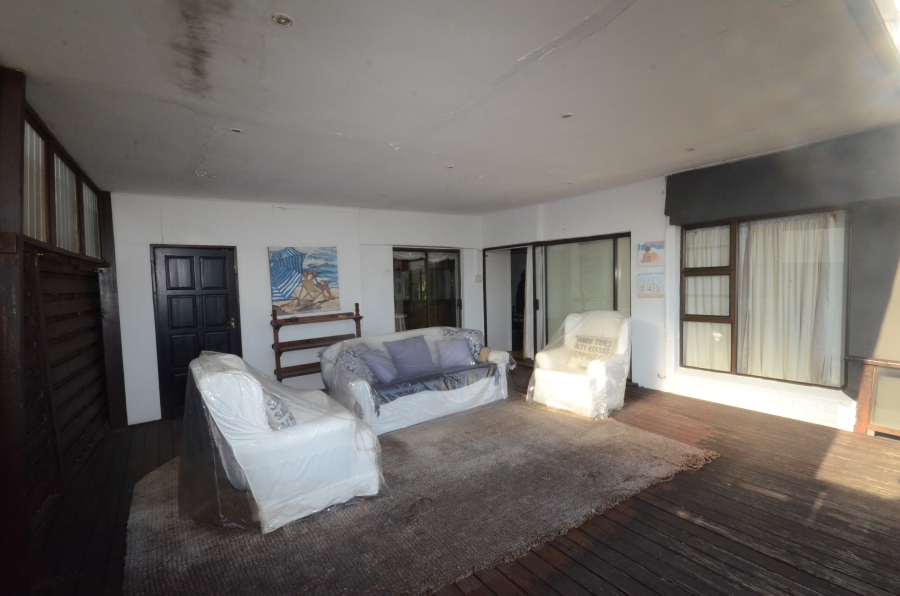 5 Bedroom Property for Sale in Blue Bend Eastern Cape
